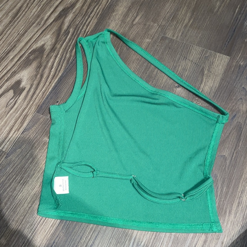 Green Amazon Top - Picture 2 of 3
